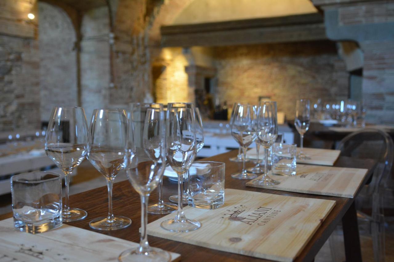 Castello Di Ramazzano - Tenute Aliani 페루자 외부 사진