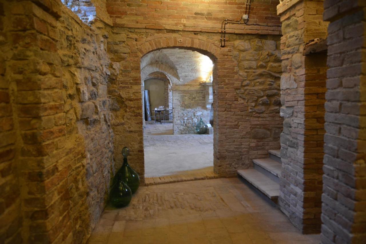 Castello Di Ramazzano - Tenute Aliani 페루자 외부 사진