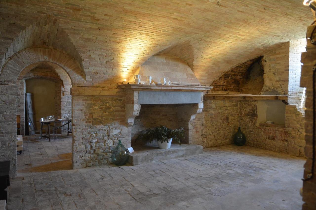 Castello Di Ramazzano - Tenute Aliani 페루자 외부 사진
