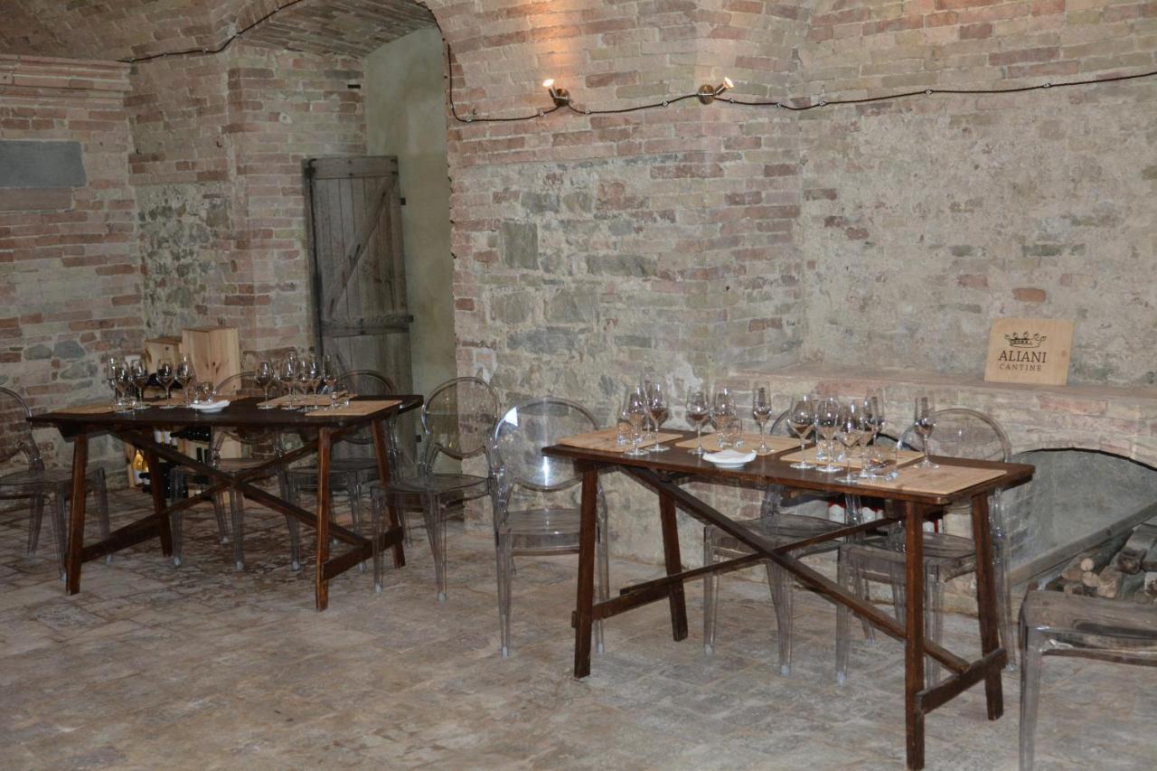 Castello Di Ramazzano - Tenute Aliani 페루자 외부 사진