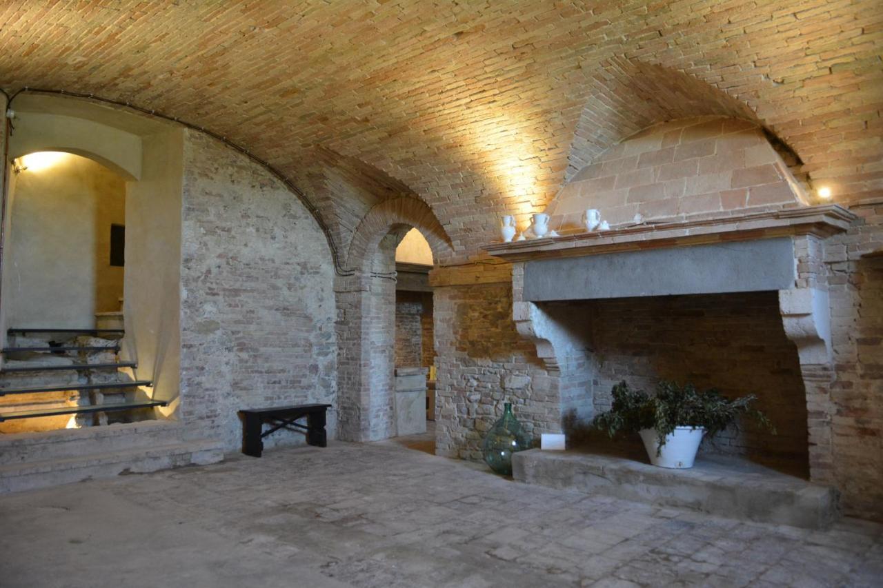 Castello Di Ramazzano - Tenute Aliani 페루자 외부 사진